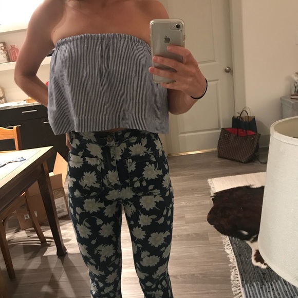 Blue Life Lina Frill Top - Picture 2 of 5